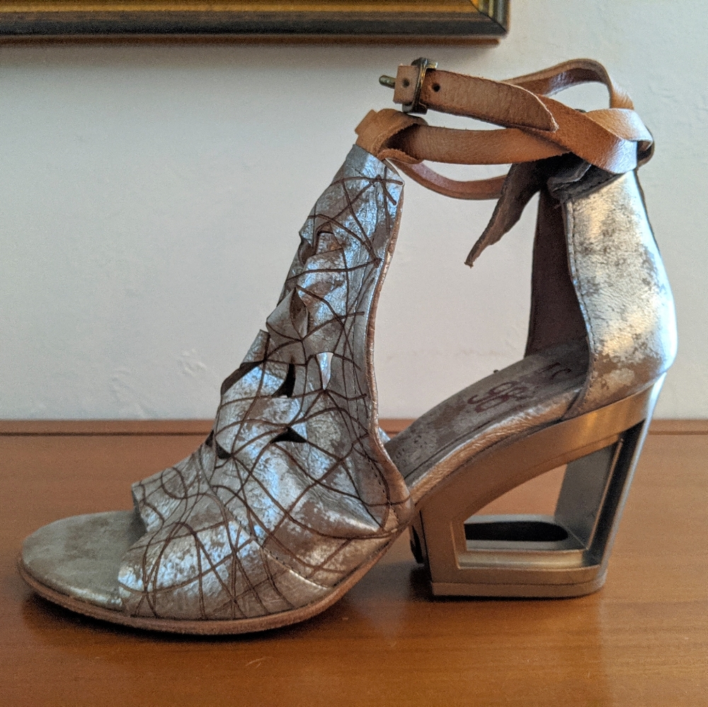 AS98 heels